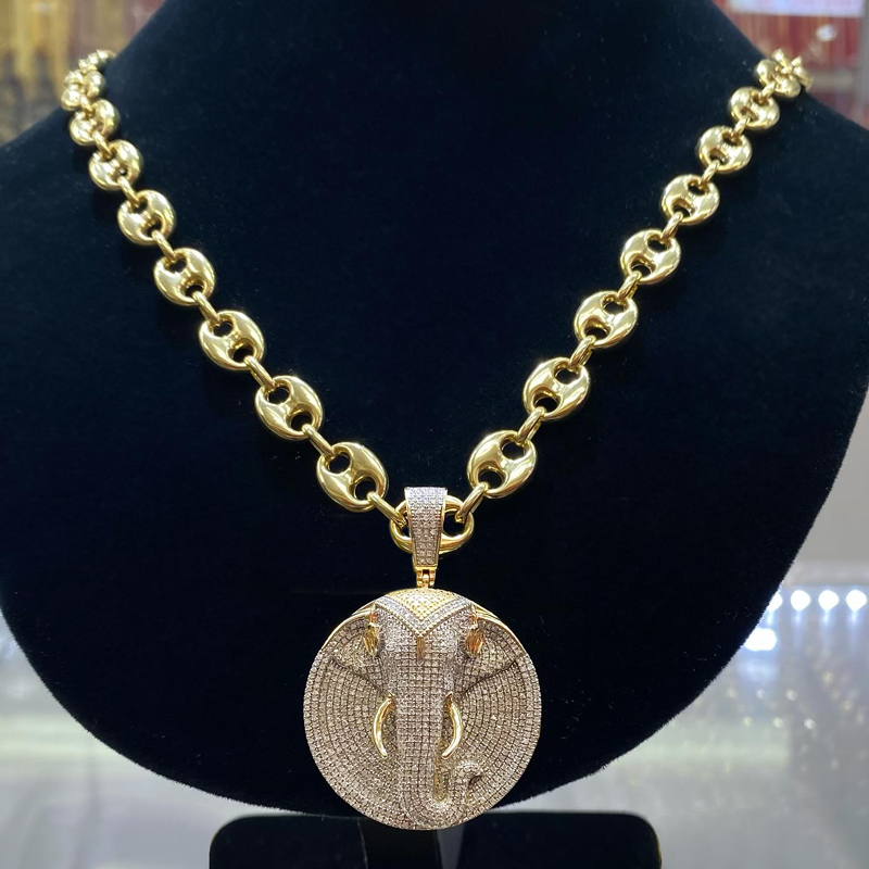 Elephant Disc Pendant In White Gold Built For Bold Statement Style