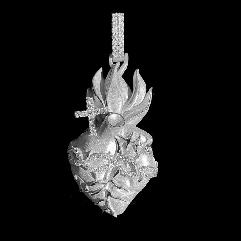 Matte Holy Heart Thorn Pendant Bold Statement Style With Street Luxury - Image 3