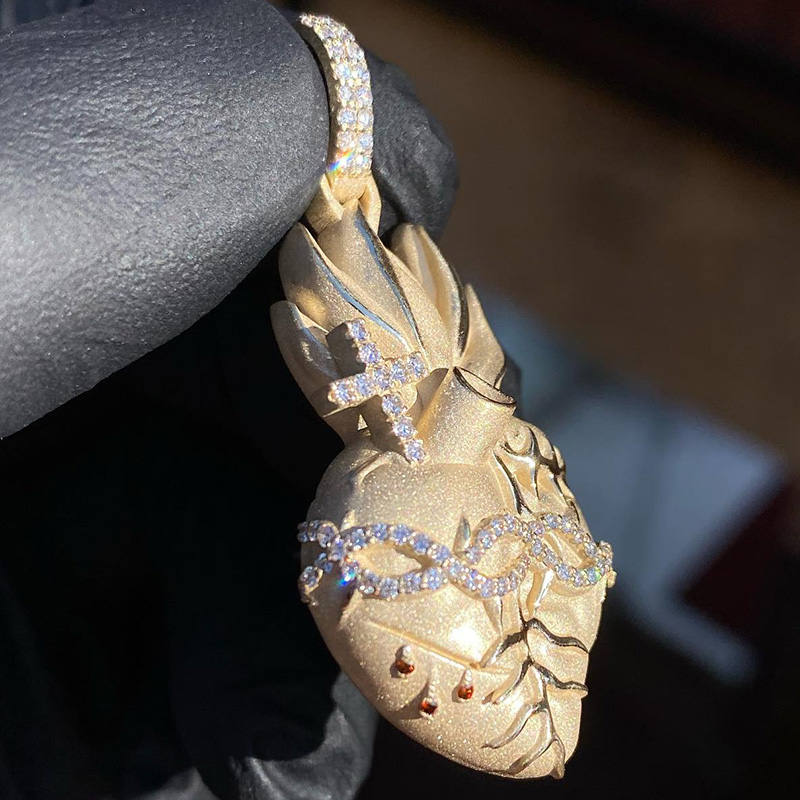 Matte Holy Heart Thorn Pendant Bold Statement Style With Street Luxury - Image 6