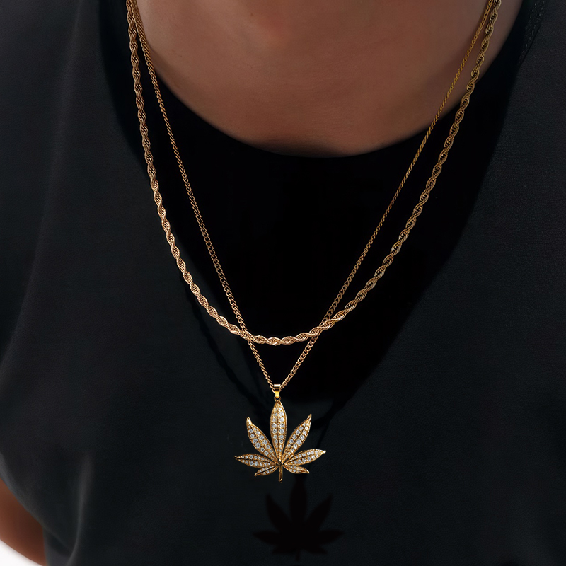 Iced Out Leaf Pendant Moissanite With Street Luxury Shine - Image 4