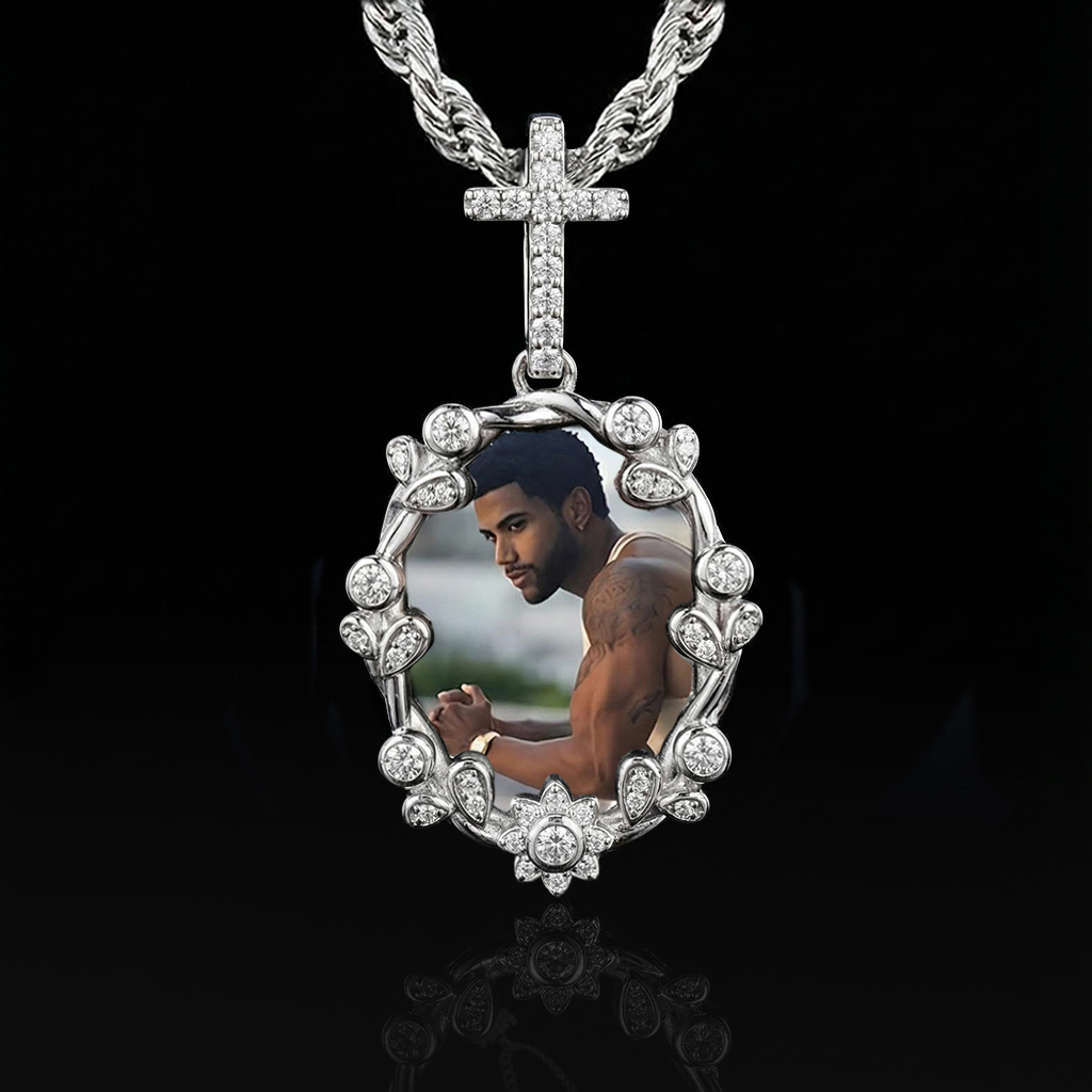 Iced Out Out Cross Buckle Customized Photo Pendant Moissanite