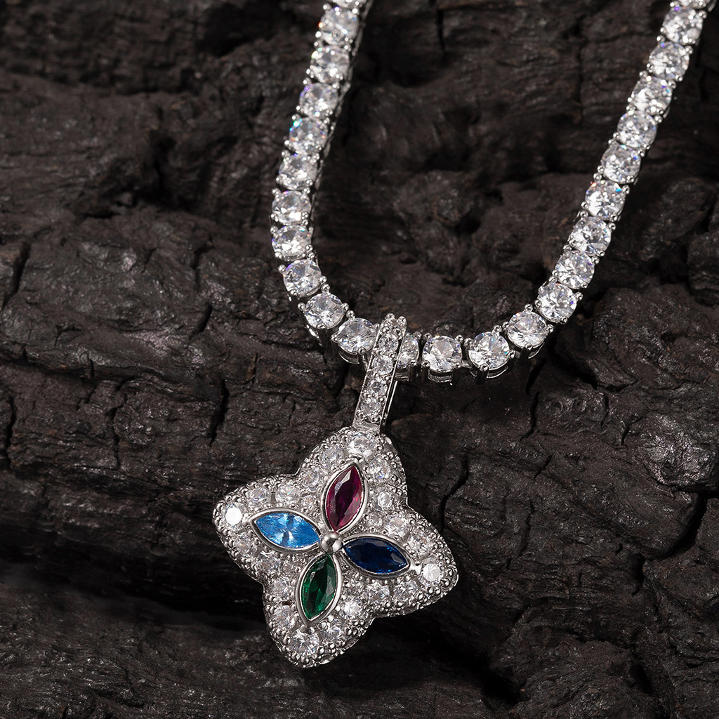 Iced Out Out Four Leaf Clover Pendent Necklace With Street Luxury Shine - Image 8