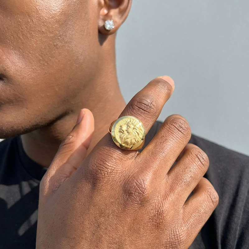 Wild Lion Signet Ring In Gold Gold With Bold Statement Appeal - Image 3