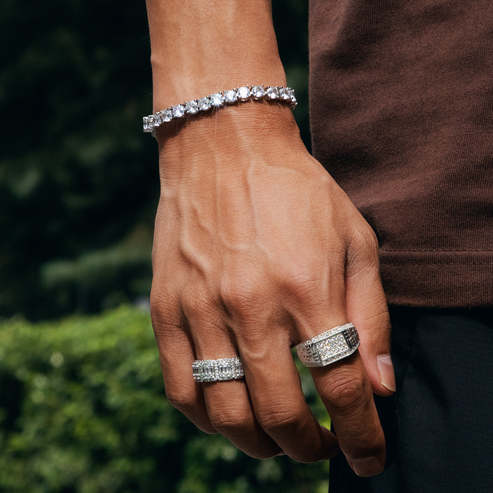 Iced Out Out Rectangular Ring Gold With Street Luxury Shine - Image 4