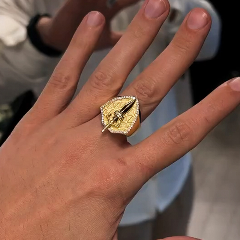 Three-dimensional Sword Shield Shaped Ring Gold With Street Luxury Shine - Image 4