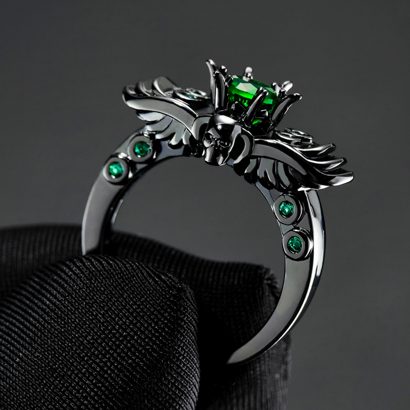 Iced Out Skull Bee Emerald Ring Gold With Street Luxury Shine