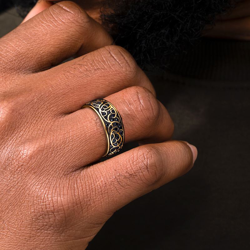 Men's Vintage Pattern Black Stone Ring Moissanite With Street Luxury Shine - Image 4