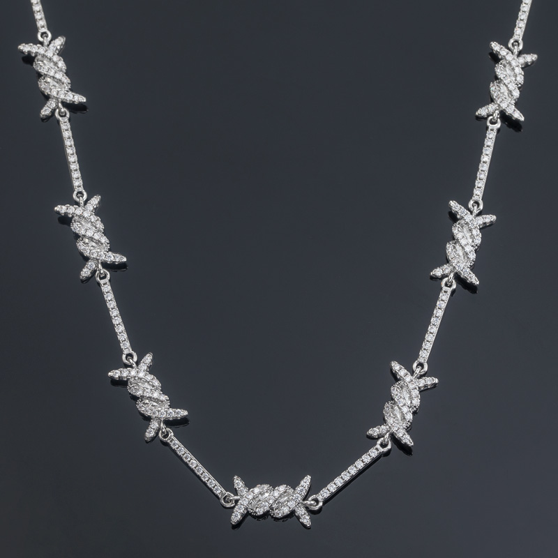 Iced Out 8mm Thorns Necklace Gold With Street Luxury Shine - Image 3
