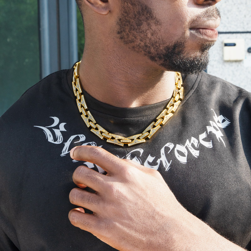 13mm Iced Out Razor Link Chain Gold With Street Luxury Shine - Image 6