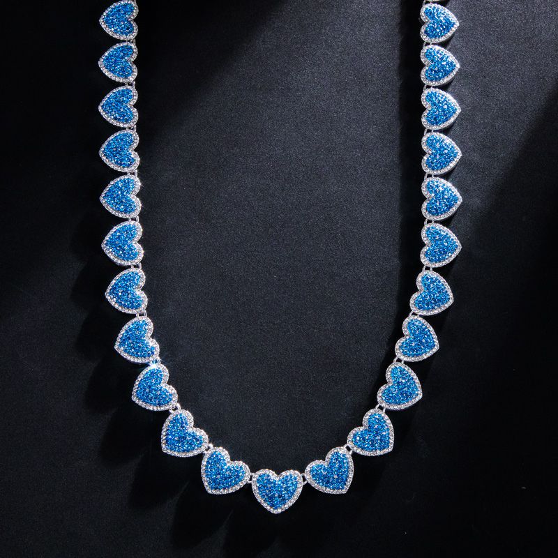 15mm 20 Clustered Sapphire Heart Link Chain In White Gold With Gold Shine - Image 4