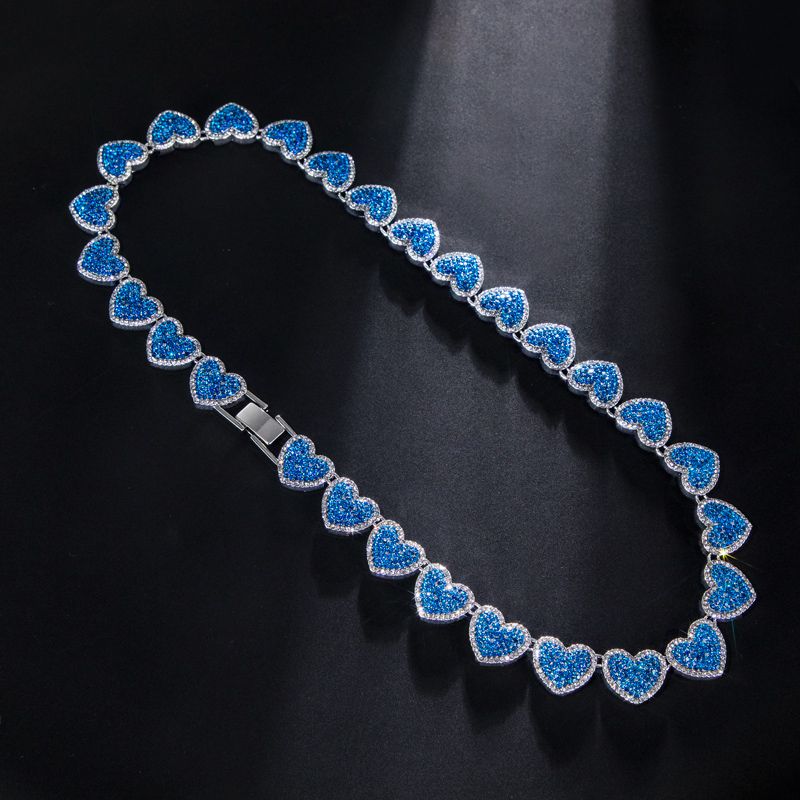 15mm 20 Clustered Sapphire Heart Link Chain In White Gold With Gold Shine - Image 7