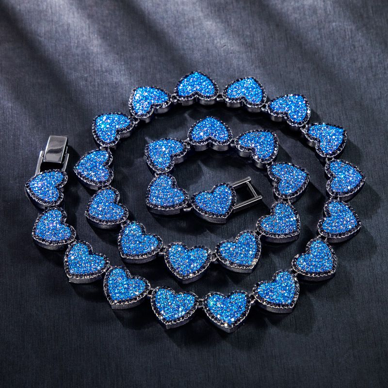 15mm 20 Clustered Sapphire Heart Link Chain In Black Gold With Gold Shine - Image 3