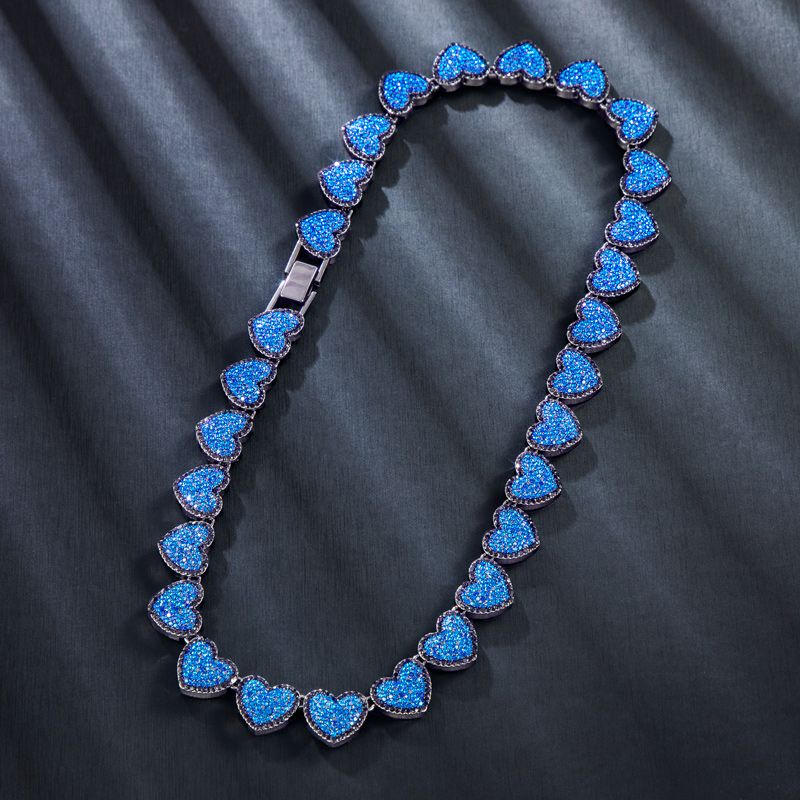 15mm 20 Clustered Sapphire Heart Link Chain In Black Gold With Gold Shine - Image 7