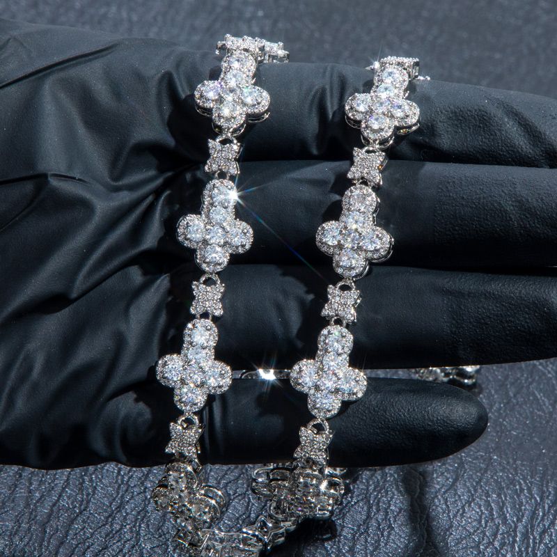 20 Cross Stationed Star Link Tennis Chain In White Gold Iced Out - Image 6