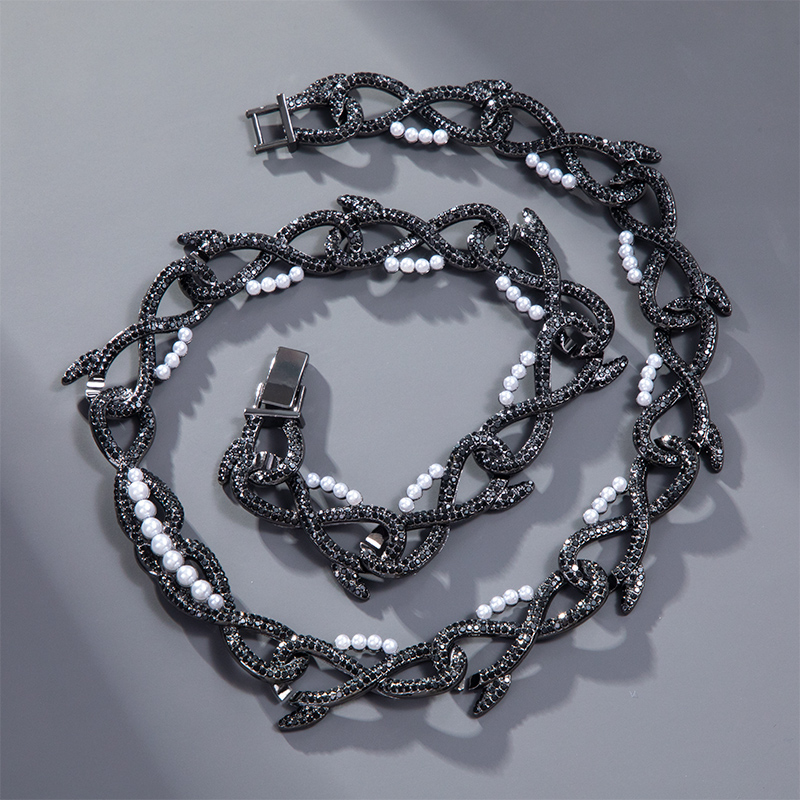Street Luxury Iced Out 18mm 20 Thorns With Pearl Link Chain In Black Gold - Image 3