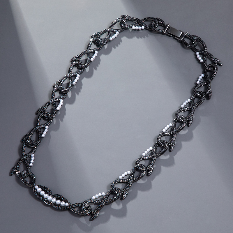 Street Luxury Iced Out 18mm 20 Thorns With Pearl Link Chain In Black Gold - Image 4