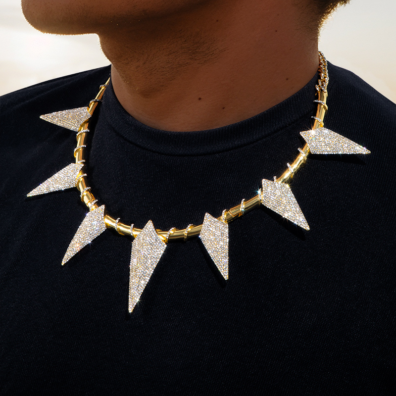Pave Spiked Fight Tooth And Claw Collar Necklace In Gold With Gold Shine