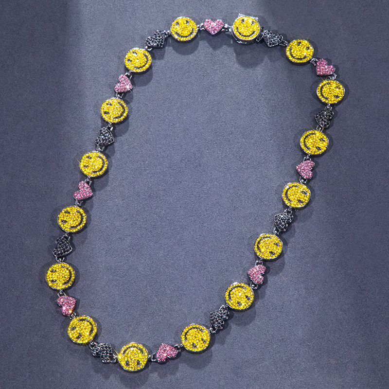 20 Smile Face & Heart Link Chain In Black Gold With Street Luxury Shine - Image 4