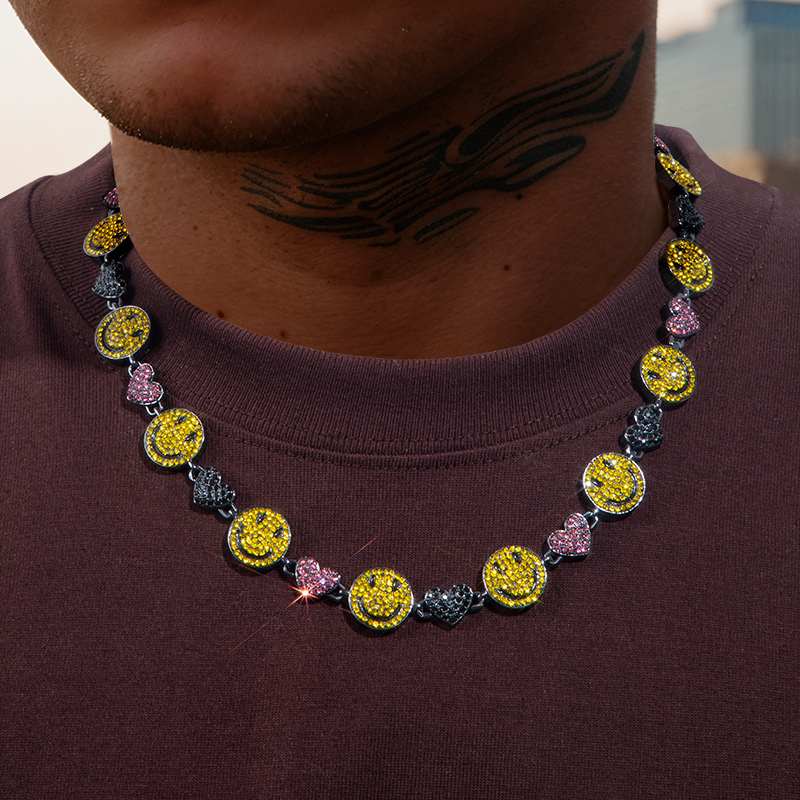 20 Smile Face & Heart Link Chain In Black Gold With Street Luxury Shine