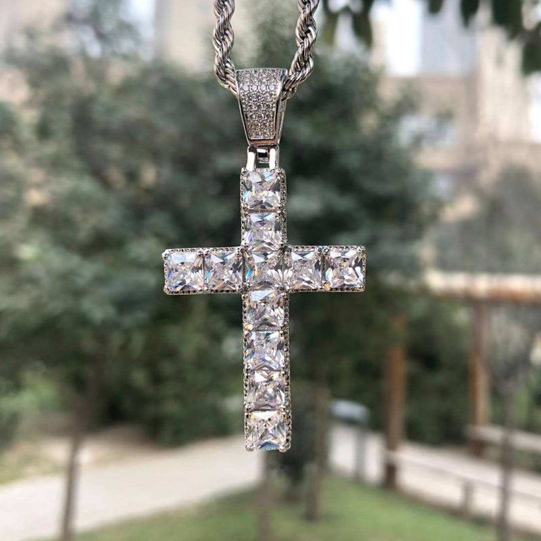 Iced Out Princess Cut Cross Pendant In White Gold Moissanite - Image 6