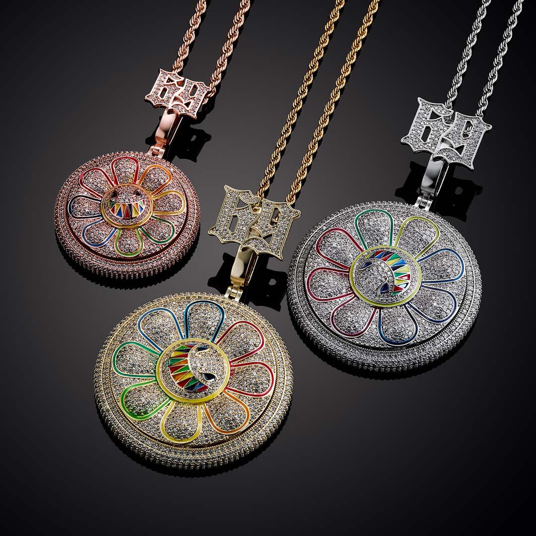Iced Out Rotating Smile Sunflower Pendant Gold With Street Luxury Shine