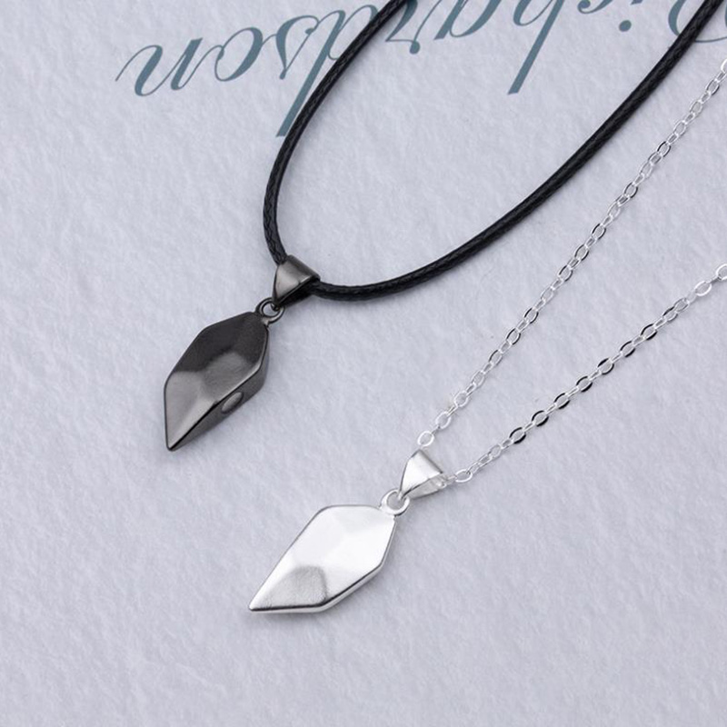 2pcs Couple Heart Wising Stone Magnetic Pendant With Street Luxury Shine - Image 4