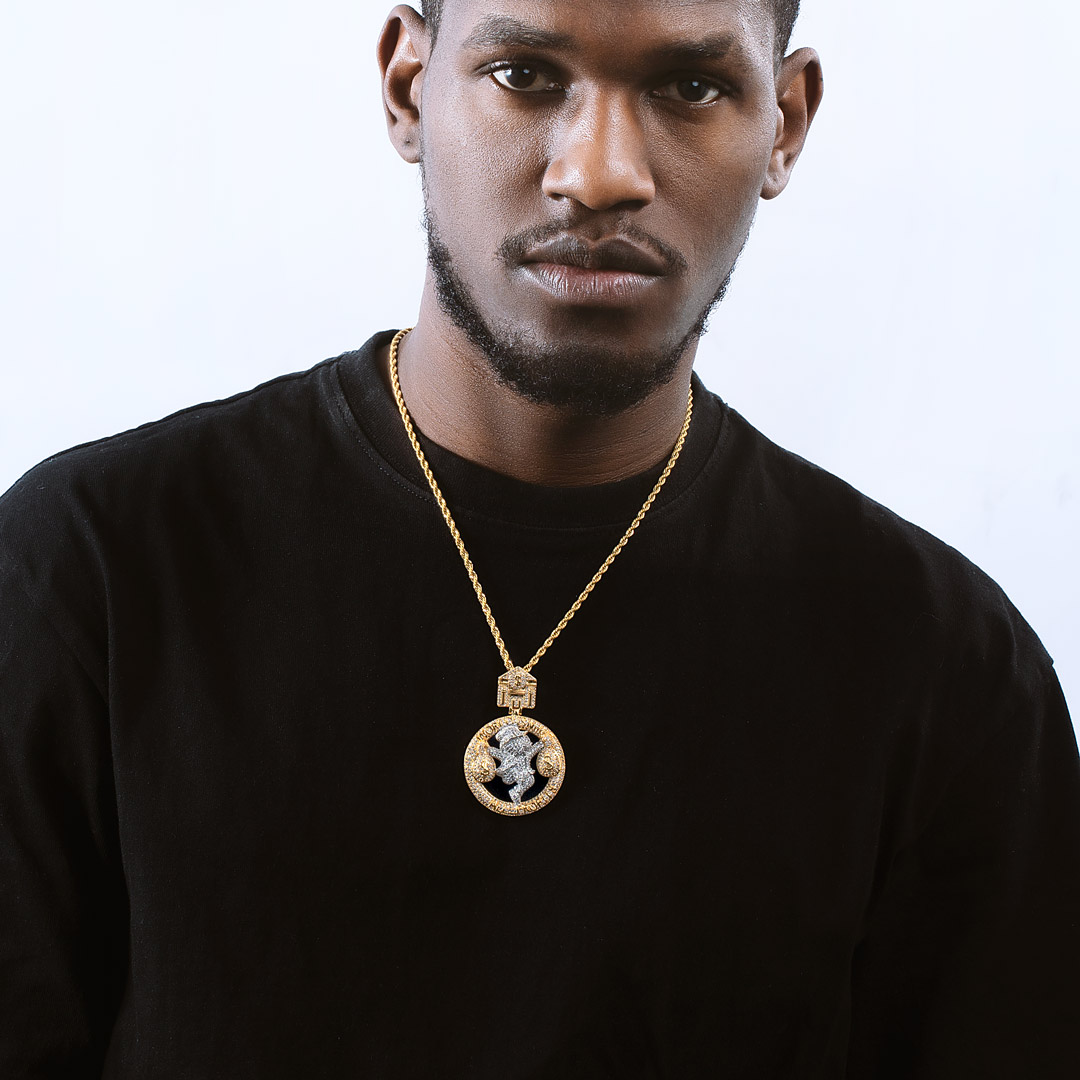 Iced Out Money Bag Round Pendant Gold With Street Luxury Shine - Image 4