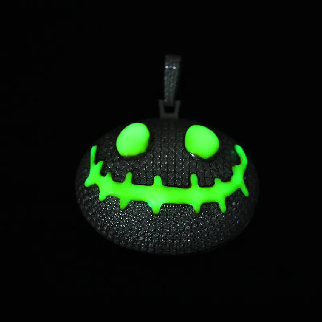 Halloween Glow In The Dark Skull Cartoon Pendant With Street Luxury Shine - Image 4