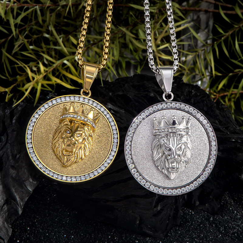 Crown Lion King Round Pendant Bold Statement Style With Street Luxury - Image 4