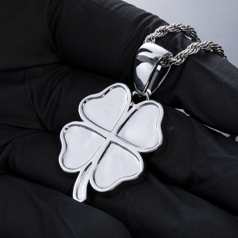 Lucky Four Leaf Clover Pendant Bold Statement Style With Street Luxury - Image 3