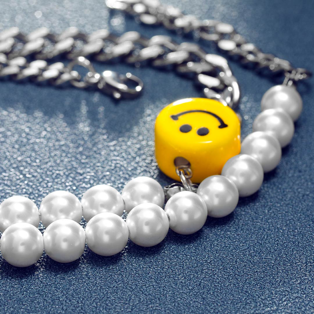 Smile Face Pearl And Steel Cuban Chain Necklace With Street Luxury Shine - Image 6