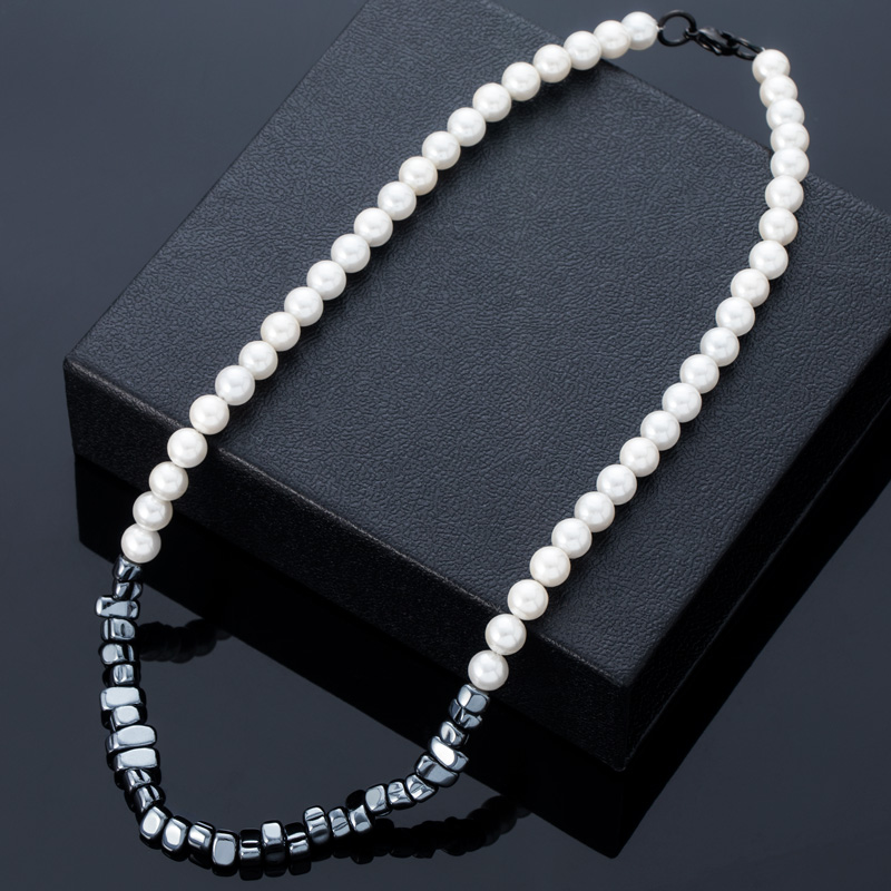 Black Gallstone Pearl Necklace Bold Statement Style With Street Luxury - Image 7