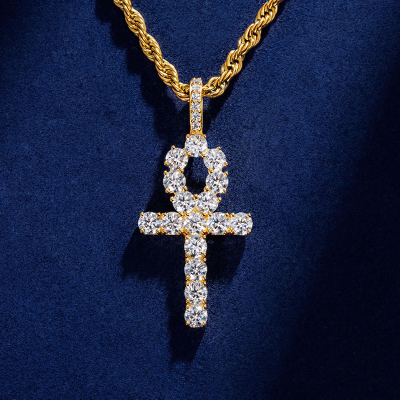 S925 Sterling Silver Moissanite Ankh Pendant In 18k Gold Plated Iced Out