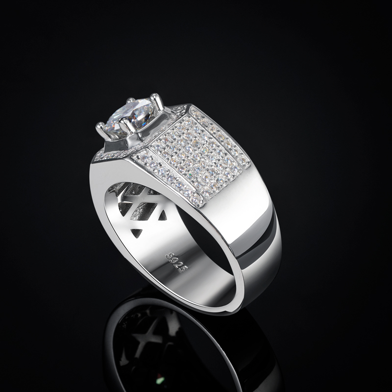 Bold 1ct Moissanite Round Cut Men's Micro Pave Ring In S925 Sterling Silver - Image 4