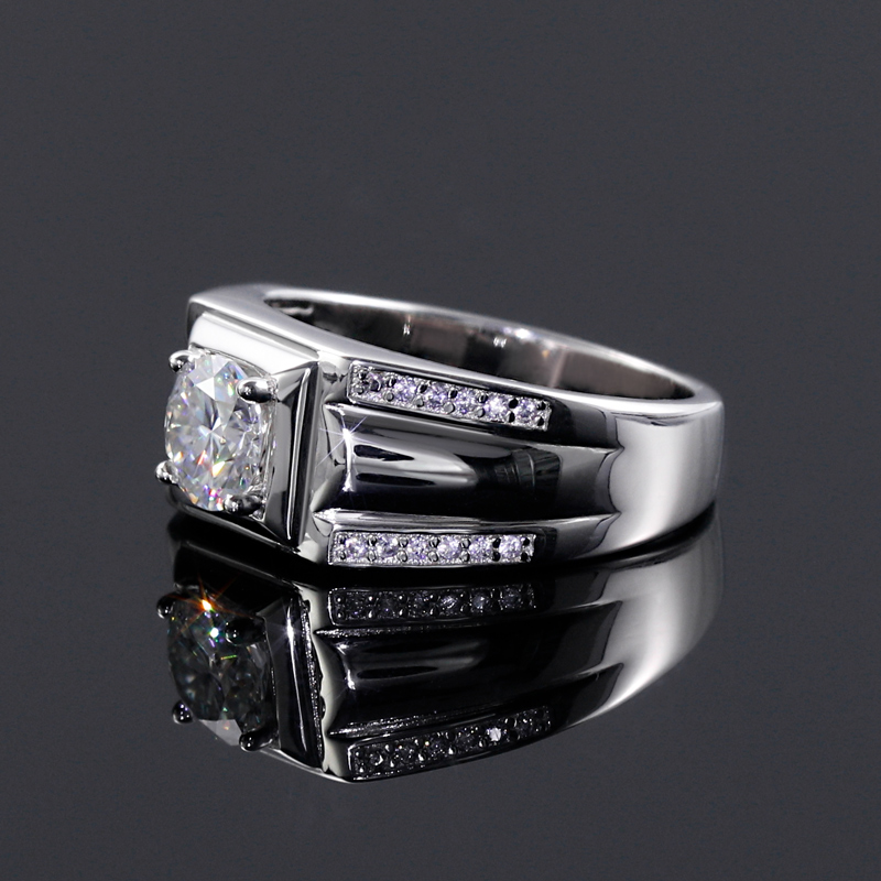Bold 1ct Moissanite Round Cut Men's Engagement Ring In S925 Sterling Silver - Image 3
