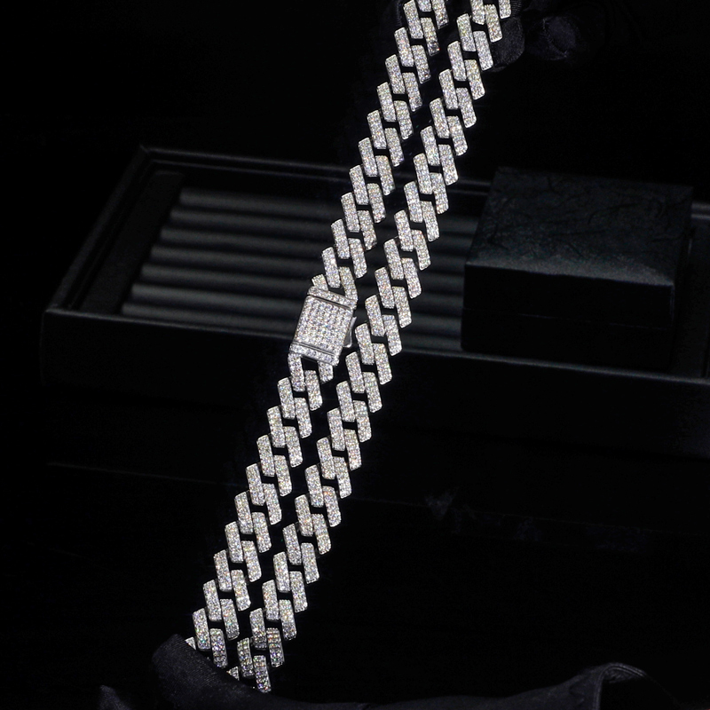 13mm Moissanite Prong Cuban Chain In S925 Silver With Iced Out Shine - Image 3