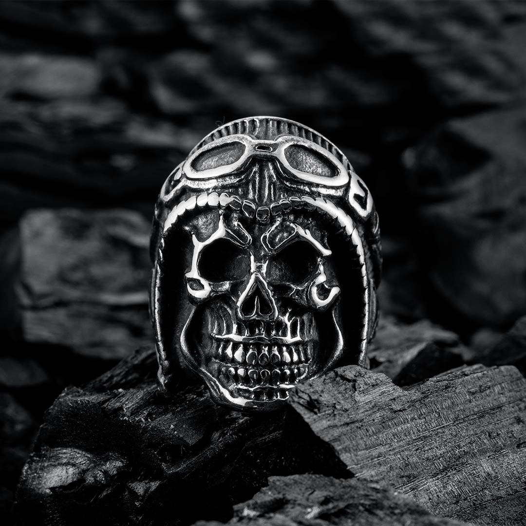 Retro Skull Stainless Steel Ring Bold Statement Style With Street Luxury - Image 3