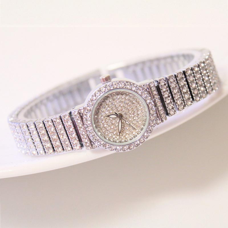 Full Iced Out 24mm Women Classic Round Quartz Watch With Bold Premium Edge - Image 5