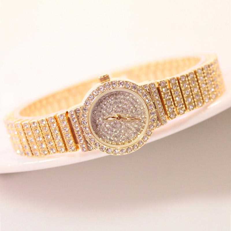 Full Iced Out 24mm Women Classic Round Quartz Watch With Bold Premium Edge - Image 6