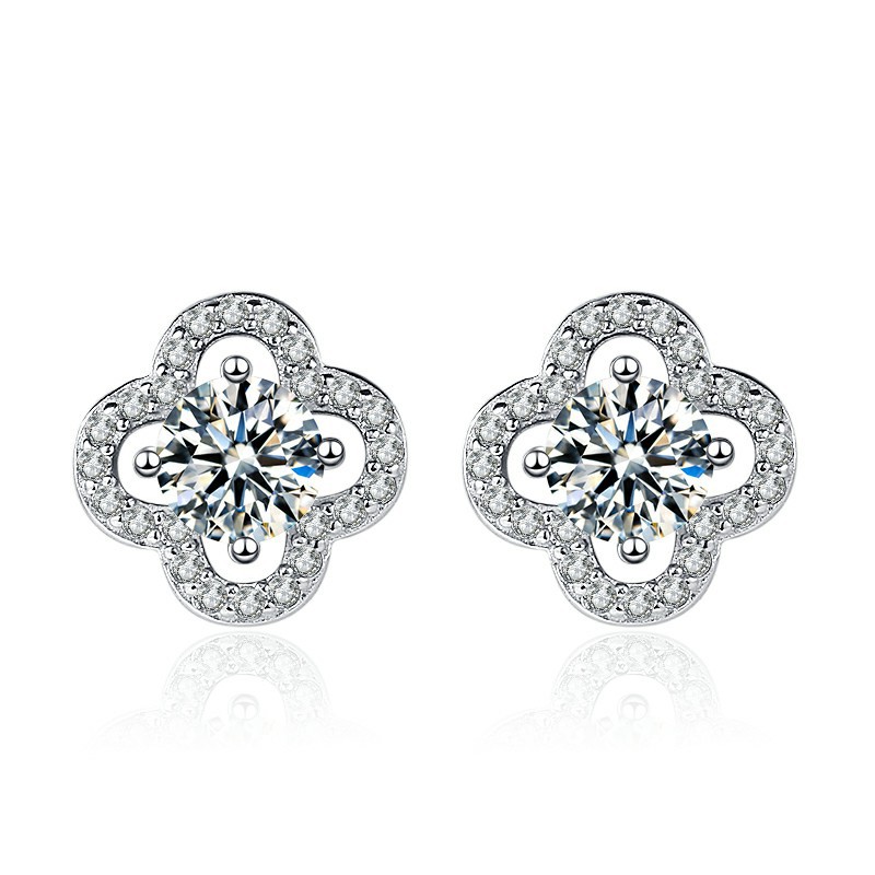 Bold 0.5ct Round-cut Sterling Silver Four-leaf Clover Stud Earrings - Image 4