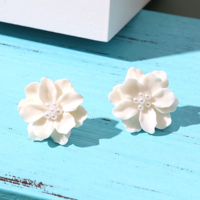 Camellia Flower Pearl Earrings Bold Statement Style With Street Luxury - Image 6