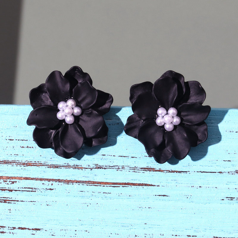 Camellia Flower Pearl Earrings Bold Statement Style With Street Luxury - Image 7