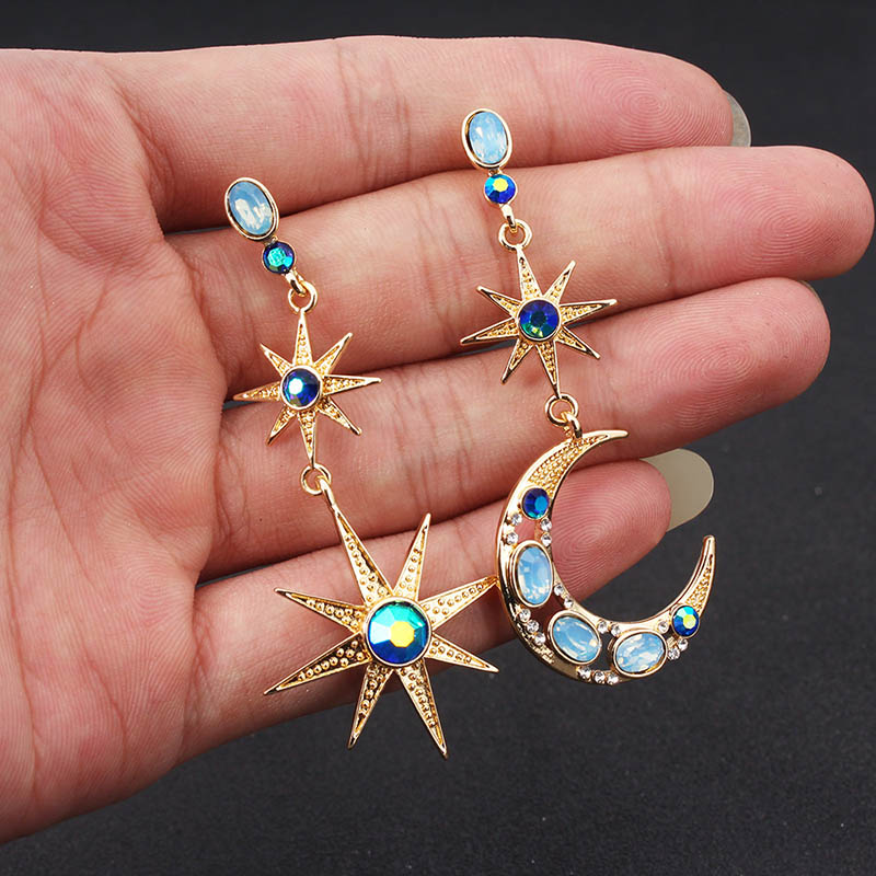 Asymmetry Star Moon Drop Earrings Bold Statement Style With Street Luxury - Image 3