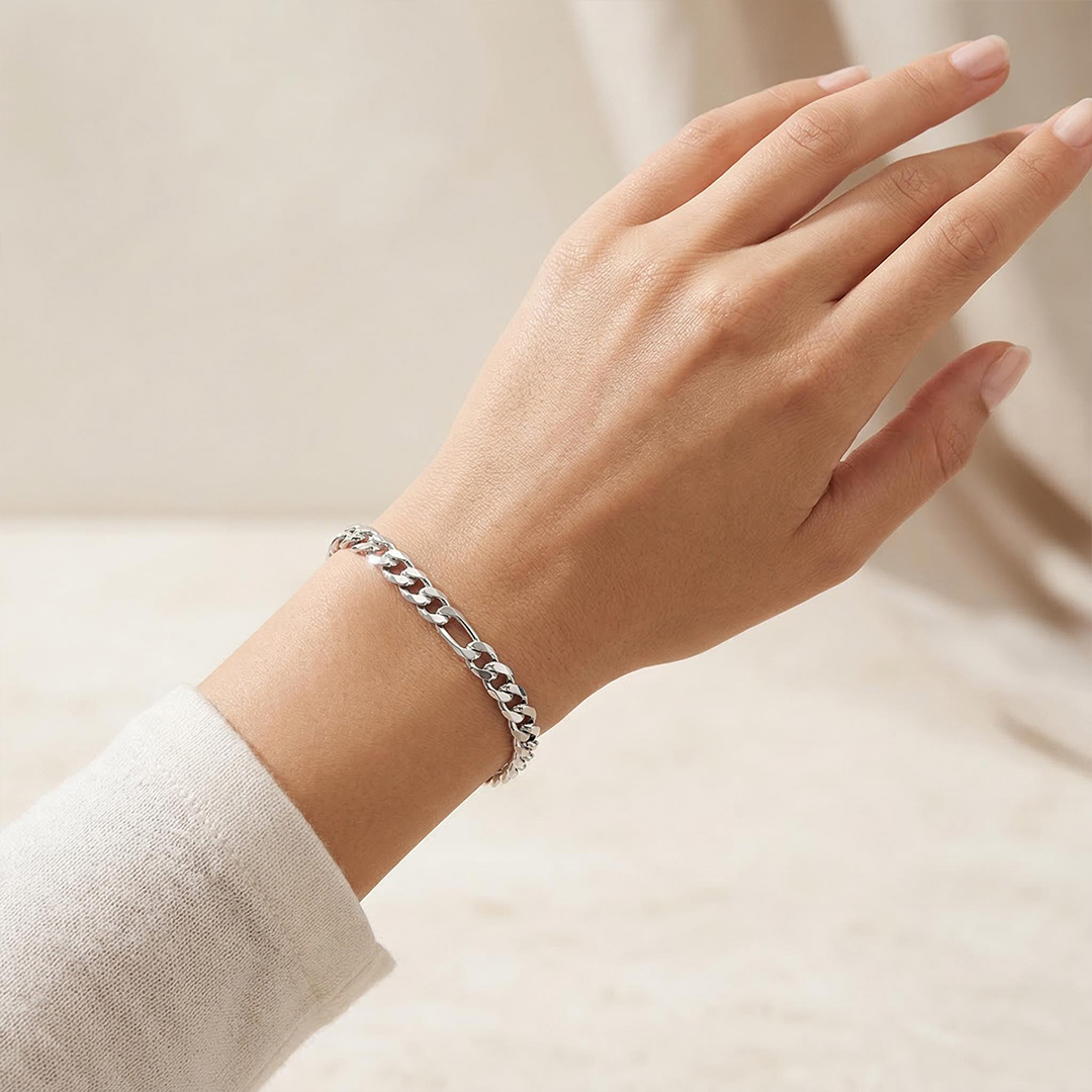 Women's 5mm Figaro Bracelet Bold Statement Style With Street Luxury - Image 6