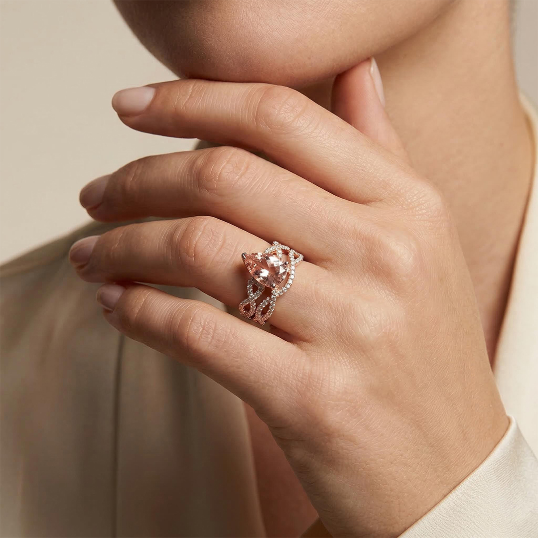 Elegant Morganite Halo Pear Cut S925 Silver Twist Ring Set In 18k Rose Gold - Image 3