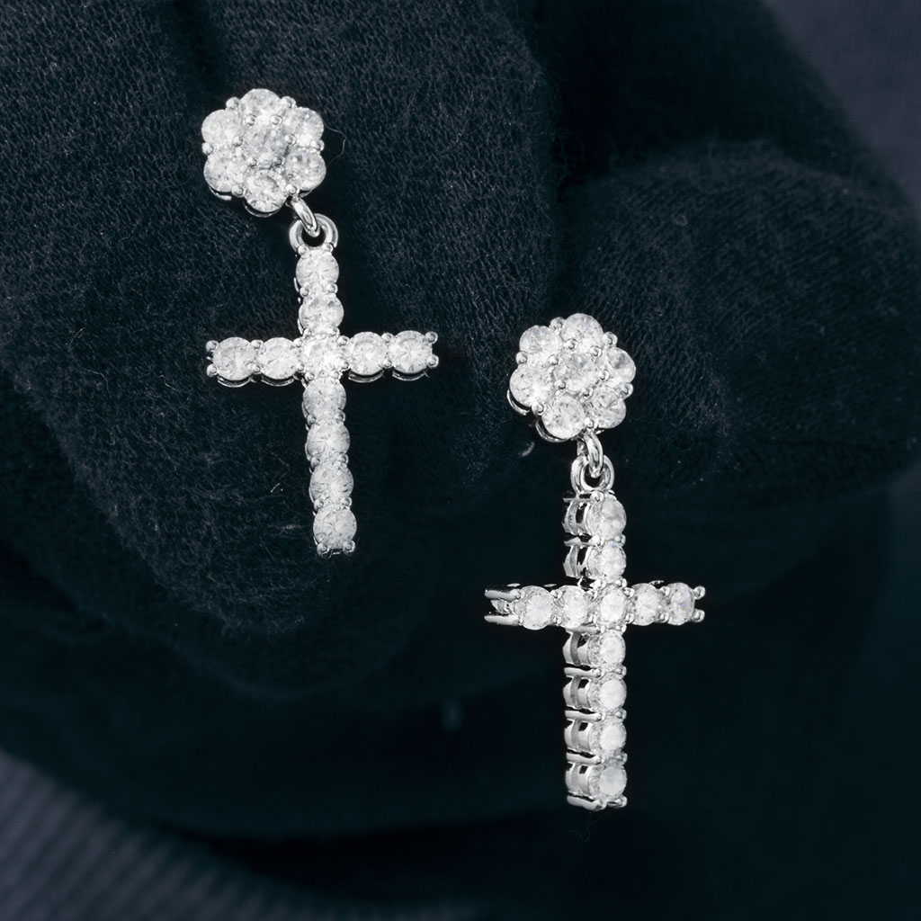 Women's Flower Cluster Cross Earrings In White Gold With Gold Shine - Image 5