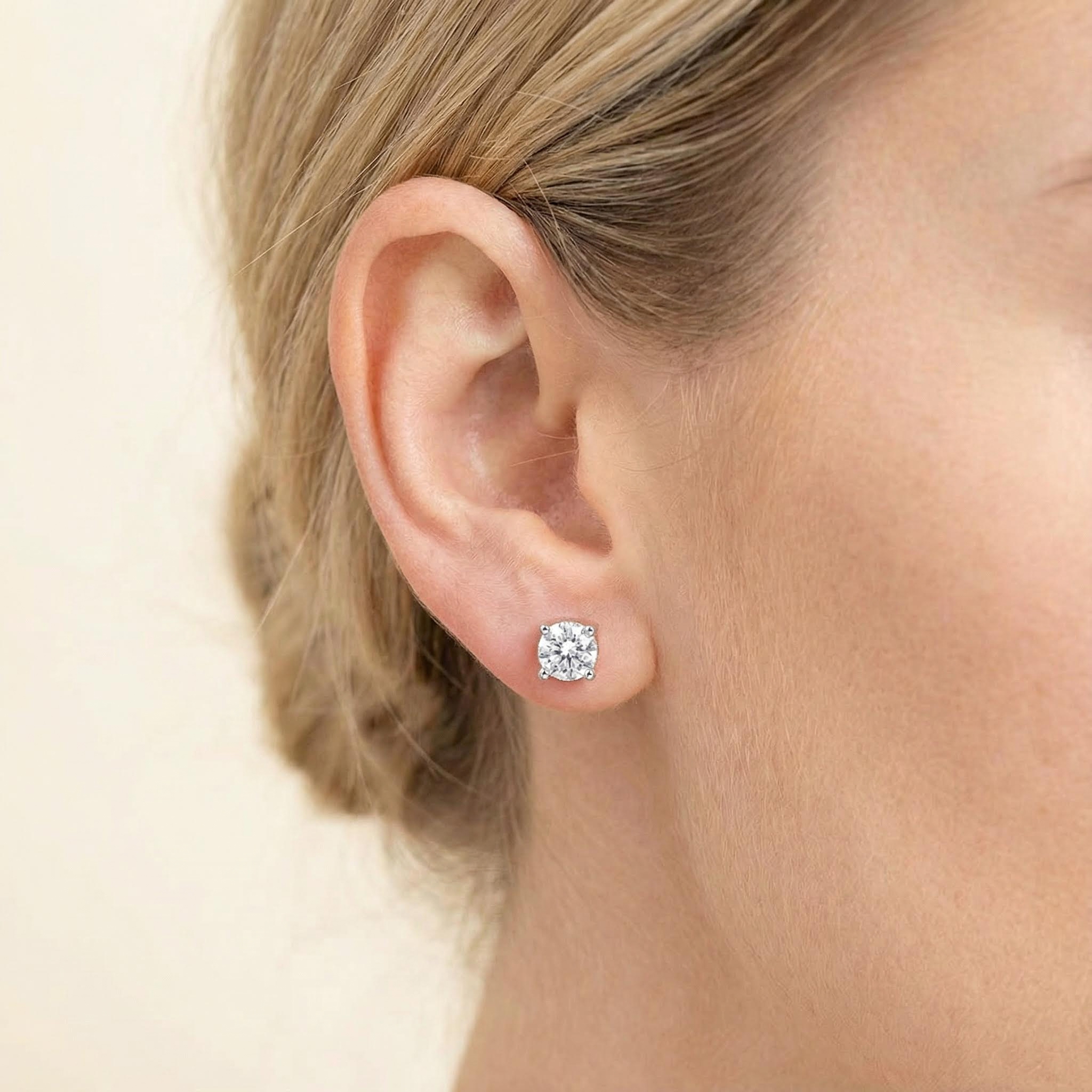 Women's Classic Stud Earrings In White Gold With Street Luxury Shine - Image 4