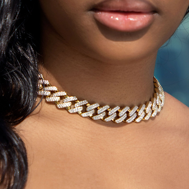Bold Women's Iced Out 14mm Miami Cuban Chain With Box Clasp In Gold - Image 3