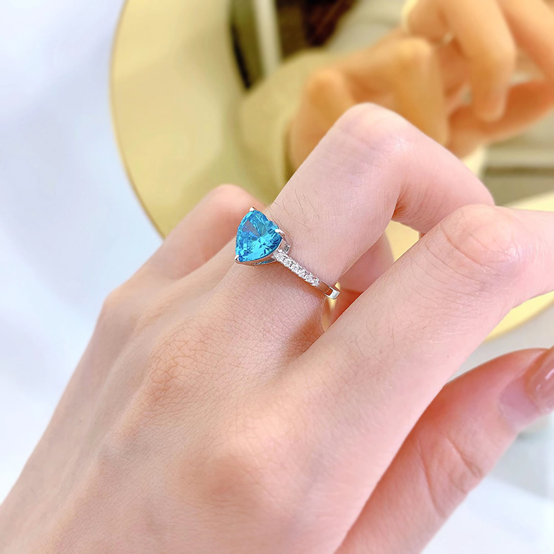 Heart Cut Aquamarine Stone Ring Bold Statement Style With Street Luxury - Image 7