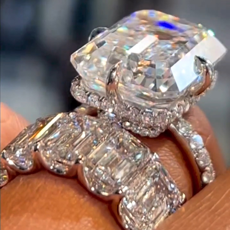 Luxury Emerald Cut S925 Silver Wedding Ring Set With Street Luxury Shine